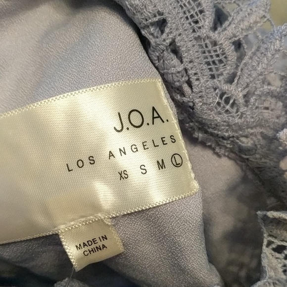 Lavender lace dress - Picture 8 of 8